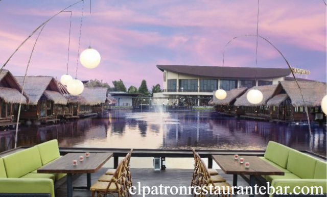 7 Restoran Saung Nyaman untuk Buka Bersama, Auto Betah!